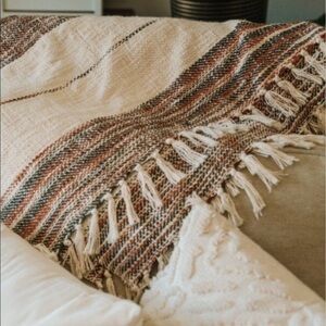 Coastal Bungalow Cotton Throw